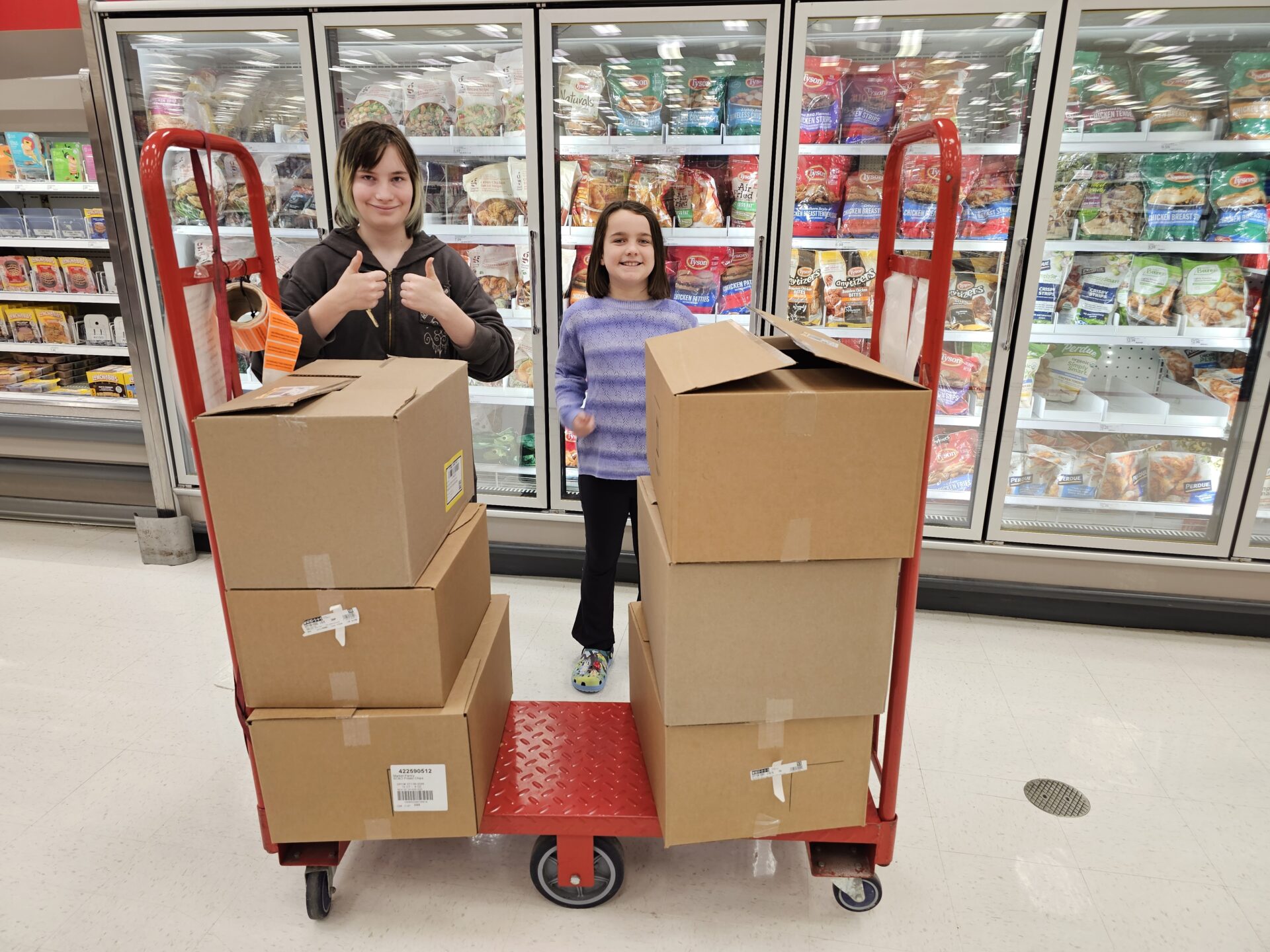 Volunteers rescue food from Target in Quad Cities, Iowa