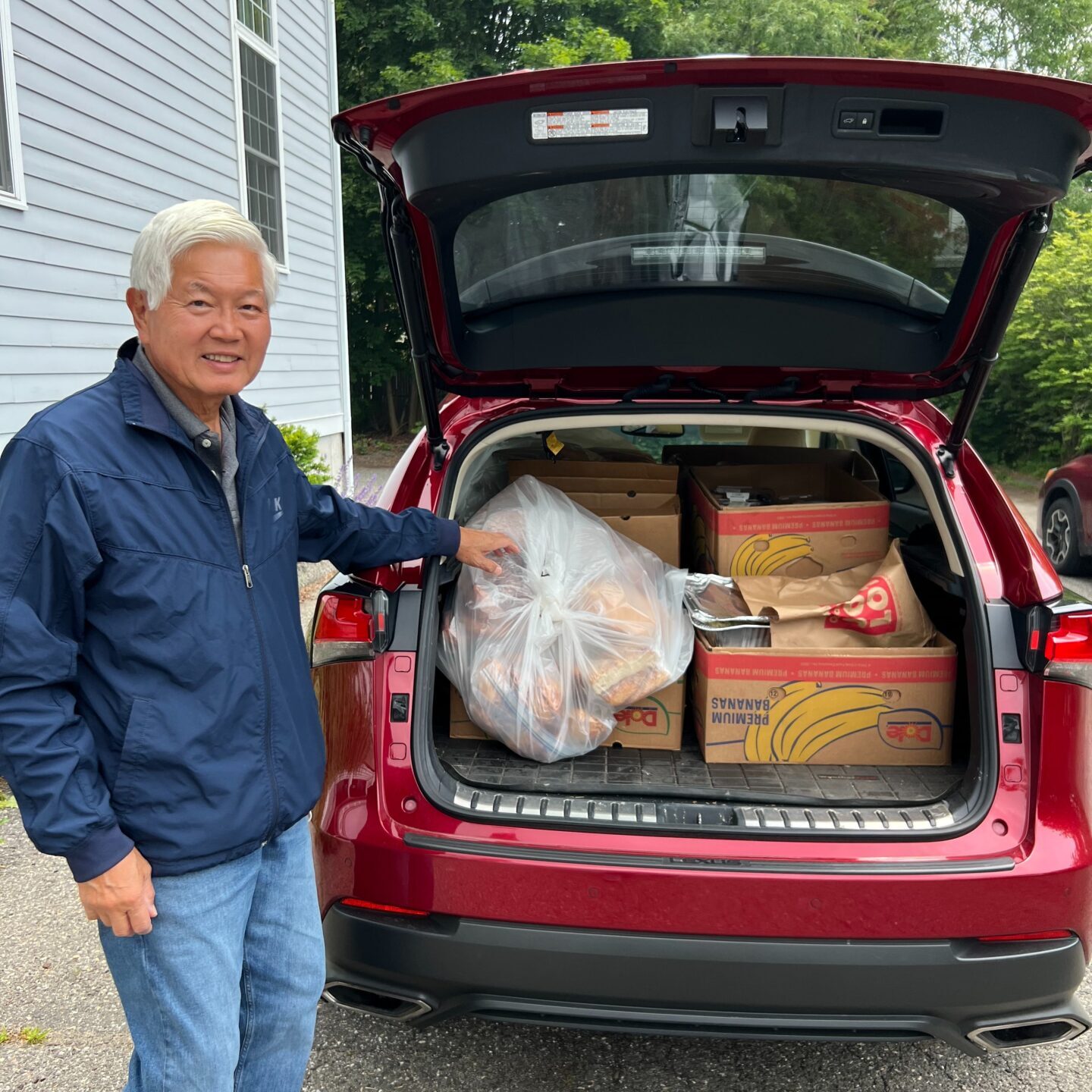 Volunteer rescuing food in NW Connecticut